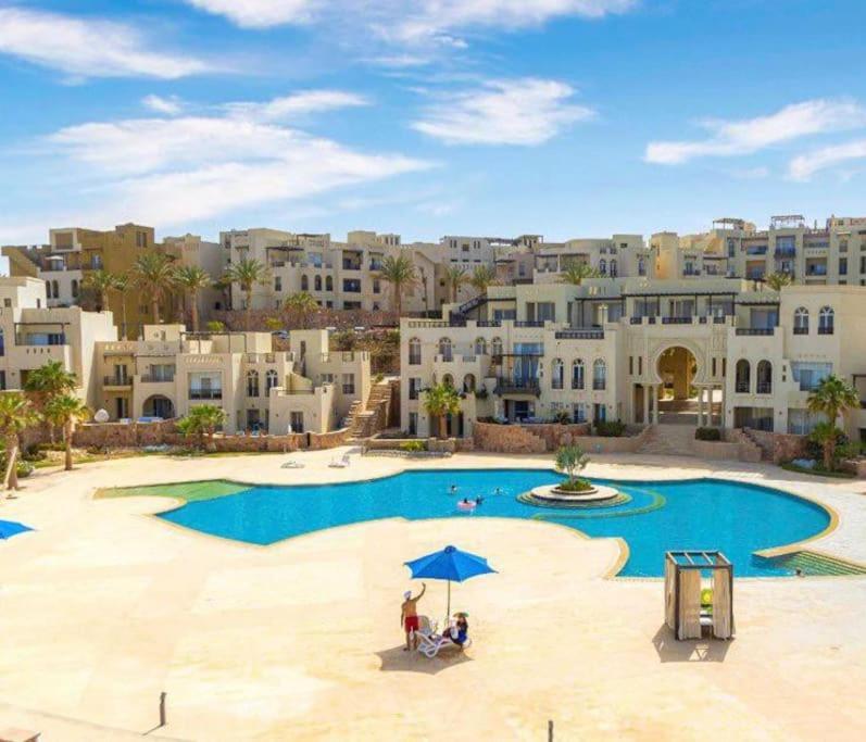 Azzurra Two-bedrooms At Sahl Hasheesh * Хургада